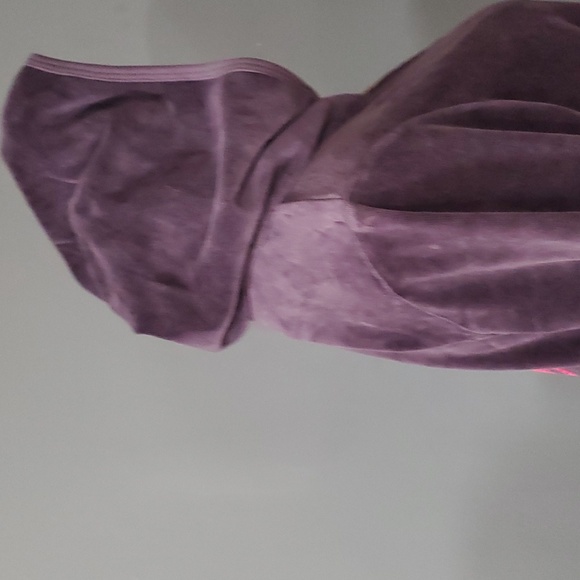Juicy couture woman's velour track Y2K jacket. - Picture 5 of 14